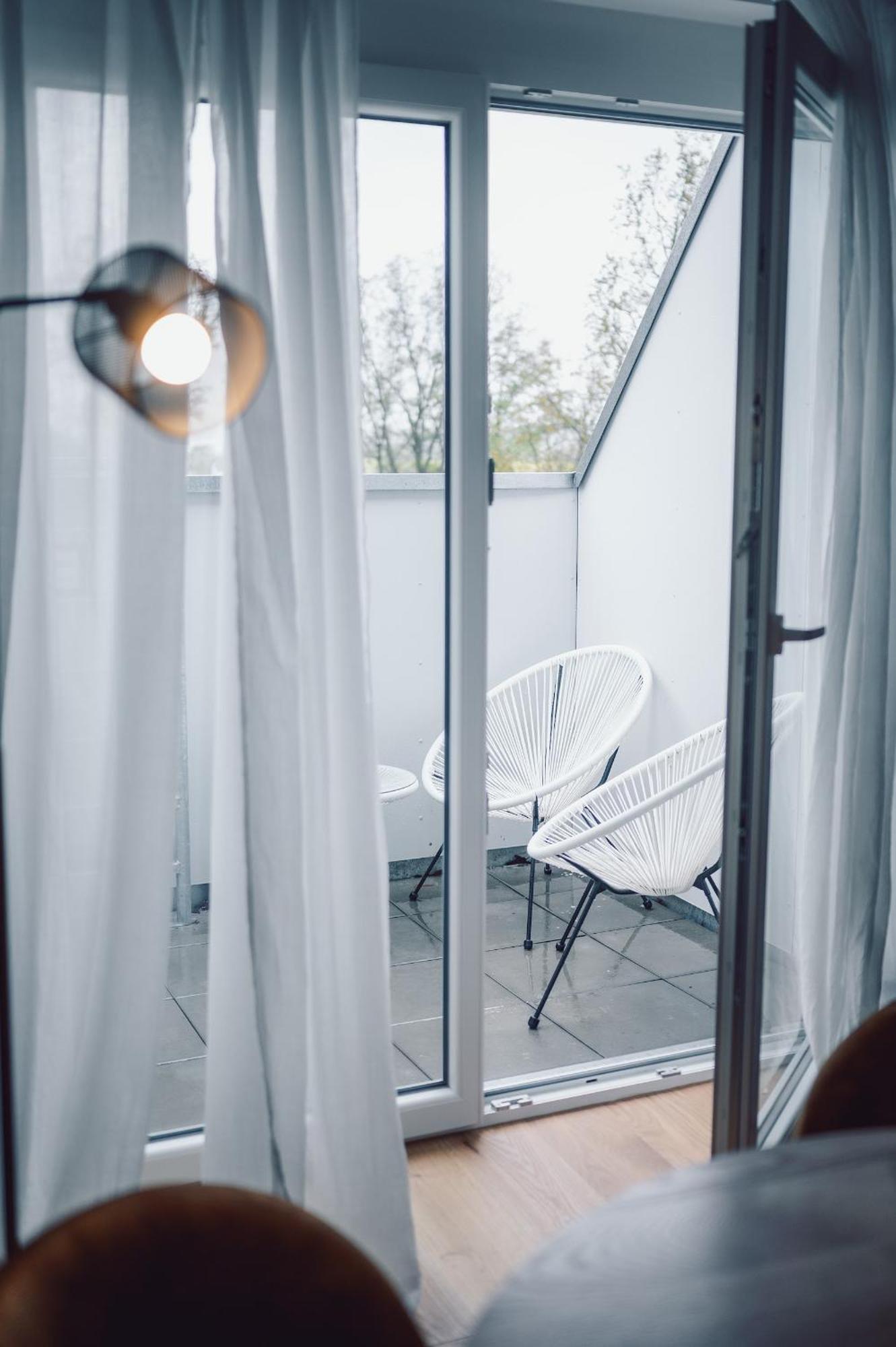 Suite 13 Im Wald Mit Balkon آمبرغ المظهر الخارجي الصورة